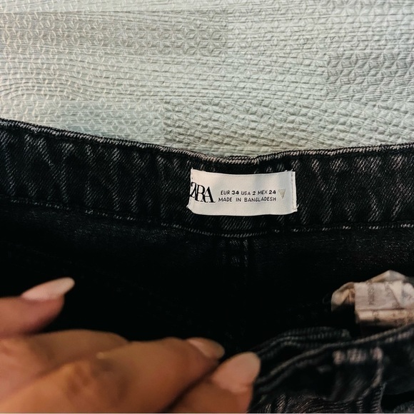 Zara high waisted button fly black cut off micro denim shorts - Picture 5 of 5